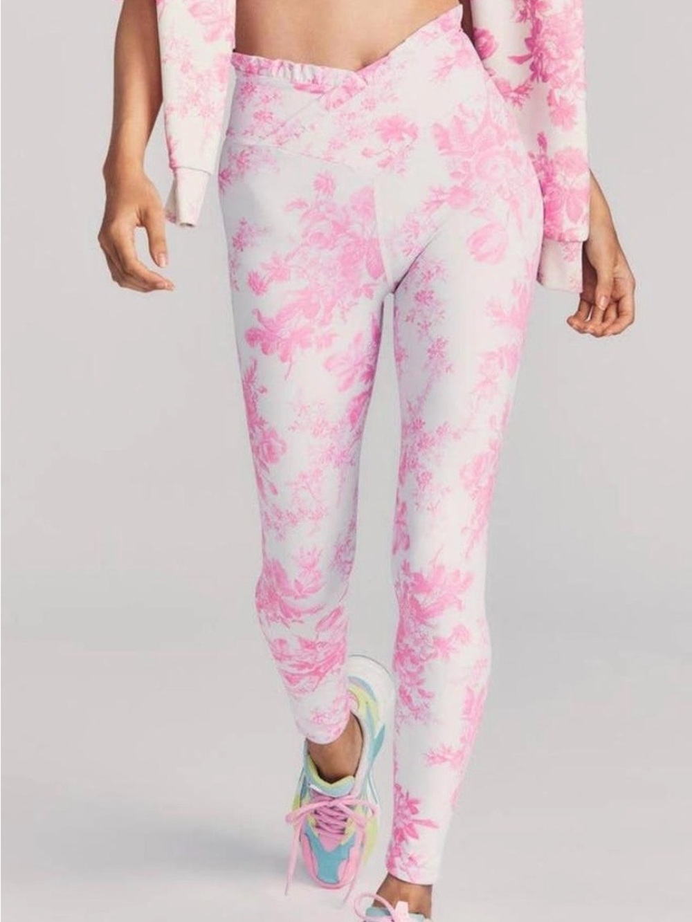 LoveShackFancy x Beach Riot pink rise print leggings